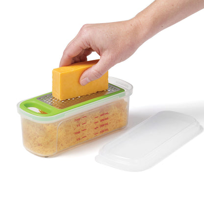 Grater Set With Container